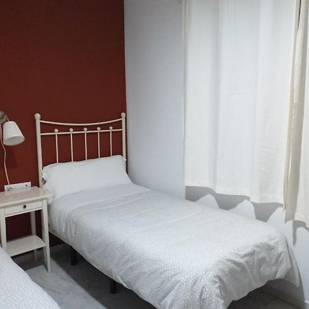 Hostal Monteluna Rociana Exterior photo