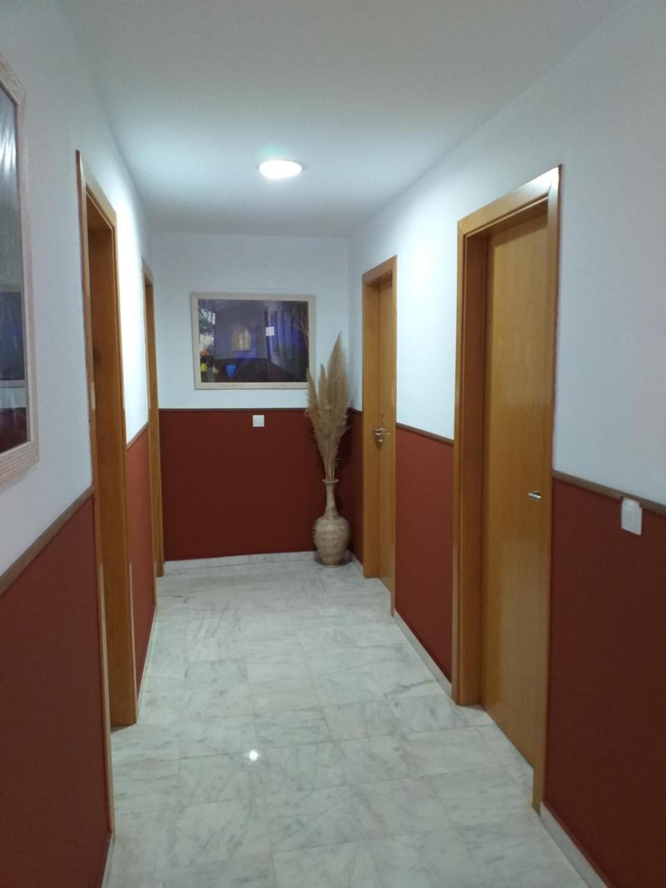 Hostal Monteluna Rociana Exterior photo